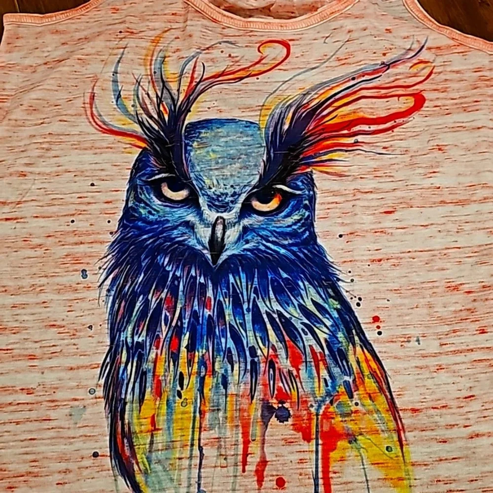 Moody owl tank